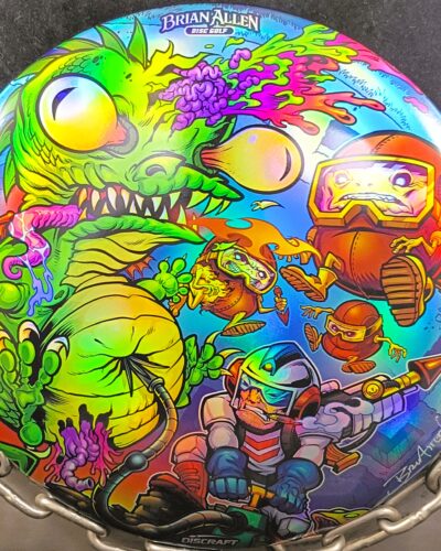 Discraft Full Foil Dig Dug BUZZZ Mid Range Golf Disc